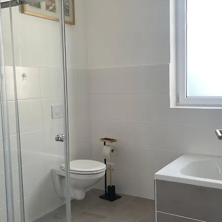 Grosses Monteurhaus Appartement